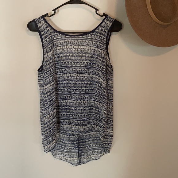 Navy Flowy top with bow in back. - Picture 3 of 3